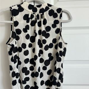 Cute black & white blouse by Who What Wear Brand